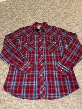 Wrangler Men's Burgundy & Light Blue Plaid Button-Down Pearl Snap